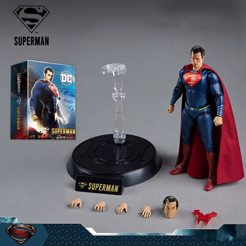 Superman – Ultiem Beweegbare Action Figure